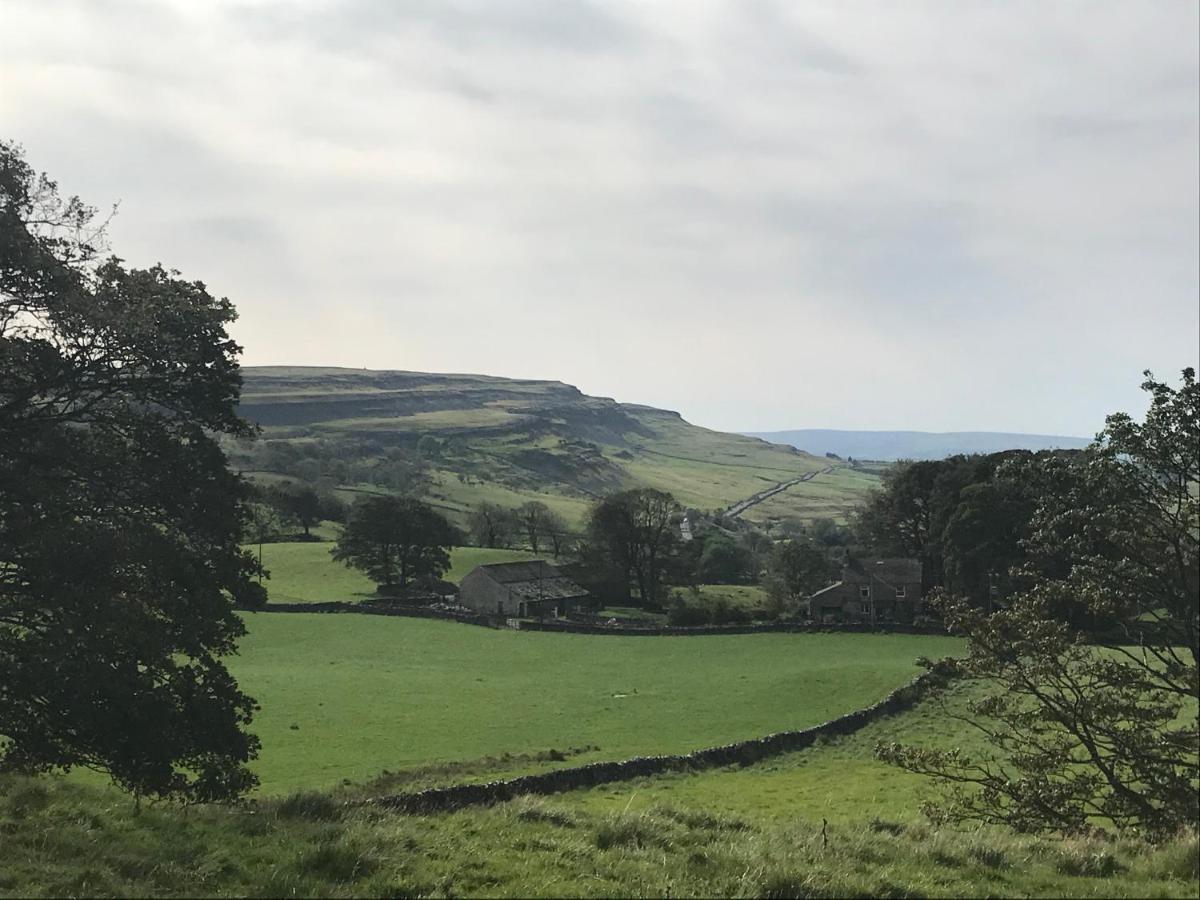 Old School House - Yorkshire Three Peaks Challenge Weathercote Eksteriør billede